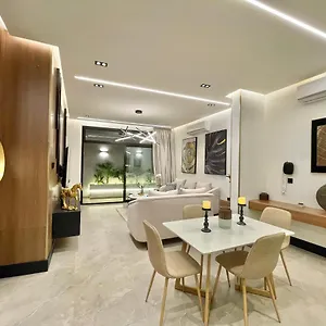 Modern Private Entrance شقة الرياض